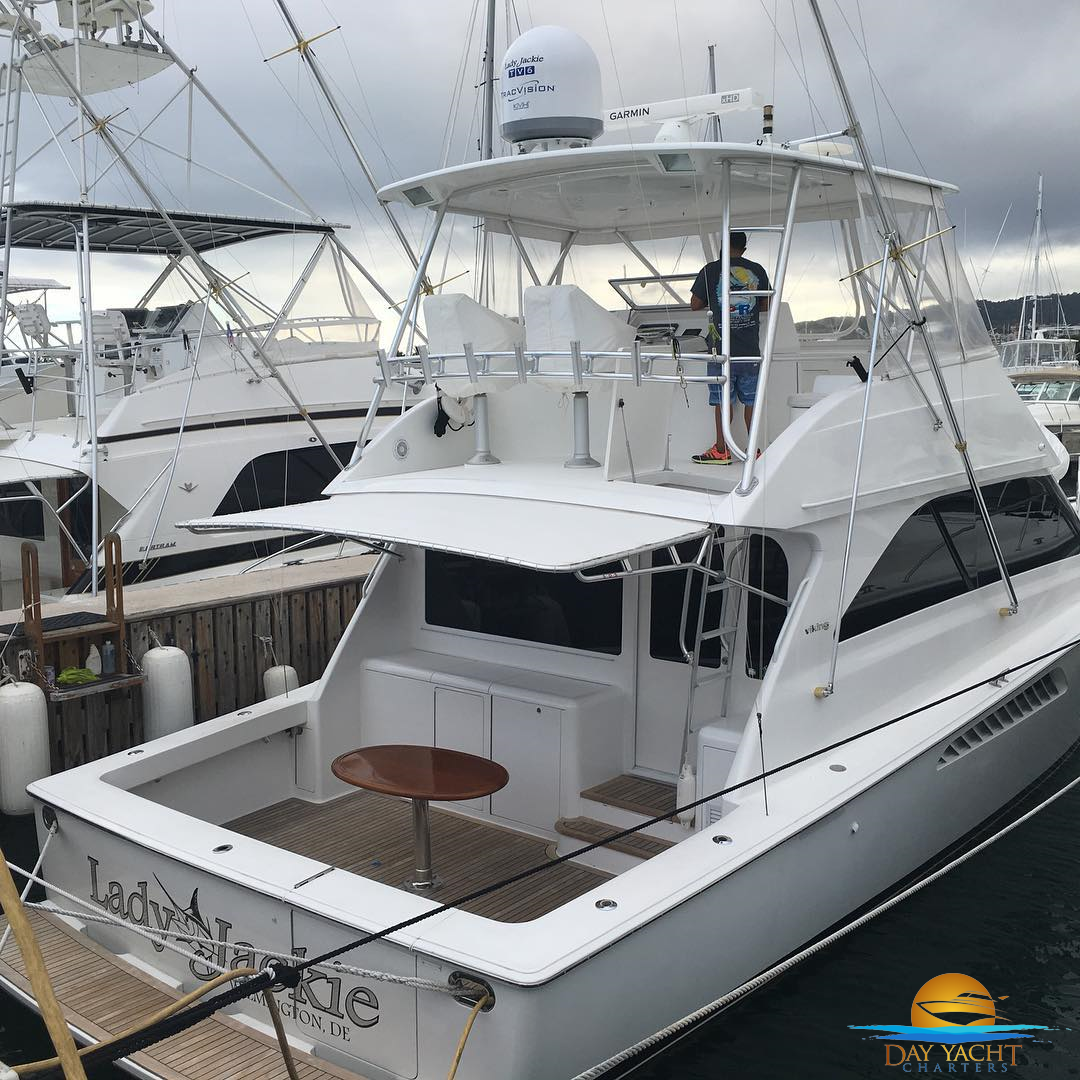 Secluded cove anchorage along the Puerto Rico coast, Puerto Rico yacht rental